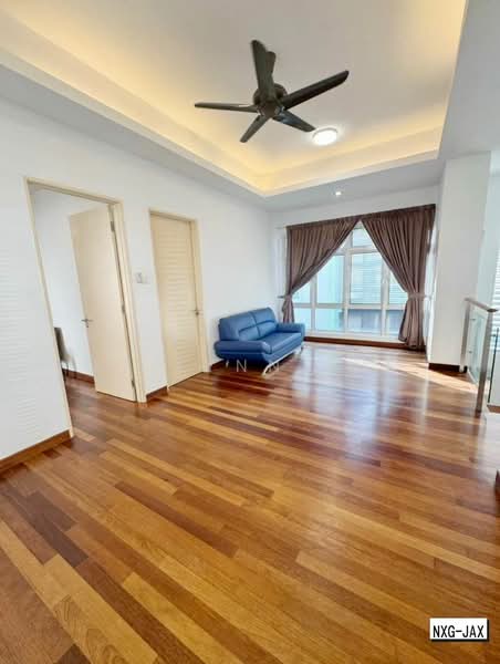 Rumah Banglo untuk Dijual di Alam Nusantara (Setia Alam) - Reilynn Tue - Living Room - PropertyGuru.com.my