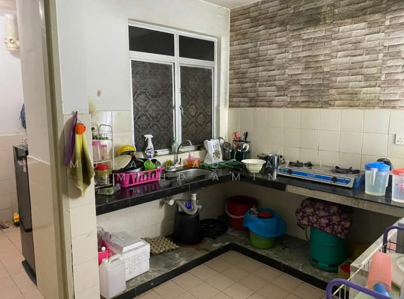 Condominium for Sale at Cyberia Smart Homes - Muhammad Nazli Mohd Amin - Kitchen - PropertyGuru.com.my