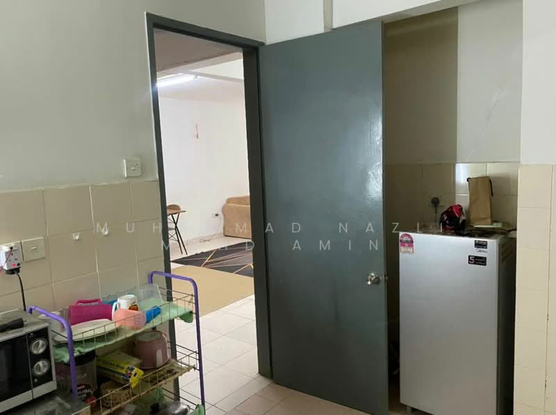Condominium for Sale at Cyberia Smart Homes - Muhammad Nazli Mohd Amin - Kitchen - PropertyGuru.com.my