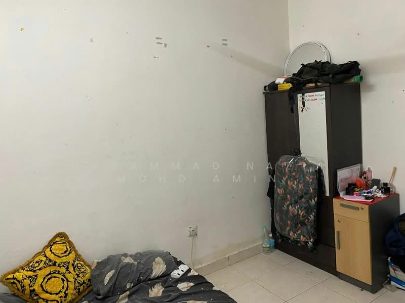 Condominium for Sale at Cyberia Smart Homes - Muhammad Nazli Mohd Amin - Bedroom - PropertyGuru.com.my