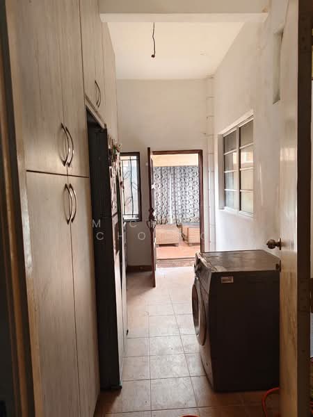 2.5-storey Terraced House for Sale in Taman Puchong Prima (Puchong) - Michael Choong - Corridor - PropertyGuru.com.my