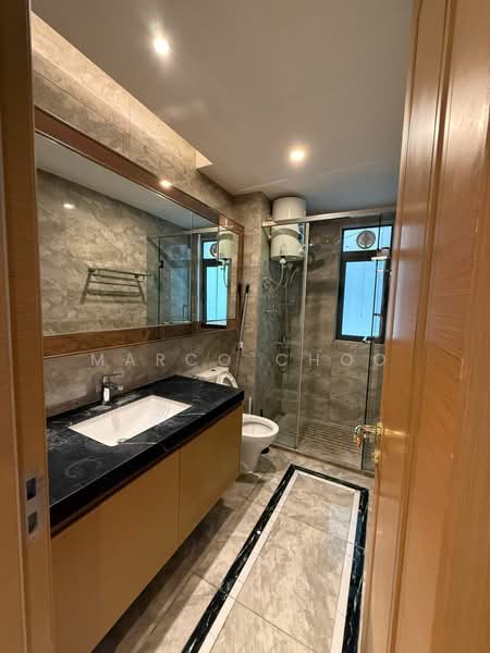 Servis Apartment untuk Disewa di R&F Princess Cove Phase 1 - Marco Choo - Bathroom - PropertyGuru.com.my
