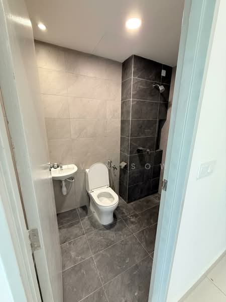 Kondominium untuk Disewa di Residensi Bintang - Alvin Sow - Bathroom - PropertyGuru.com.my
