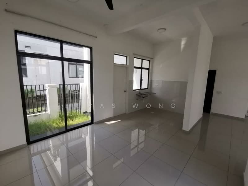2-storey Terraced House for Sale in Bandar Puncak Alam (Puncak Alam) - Lucas Wong - Kitchen - PropertyGuru.com.my