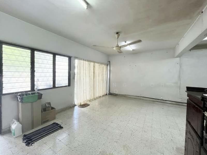 3-storey Terraced House for Sale in Taman Muda (Ampang) - Angie Wong Poh Choo - Living Room - PropertyGuru.com.my