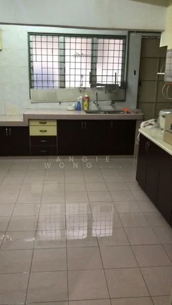 3-storey Terraced House for Sale in Taman Muda (Ampang) - Angie Wong Poh Choo - Kitchen - PropertyGuru.com.my