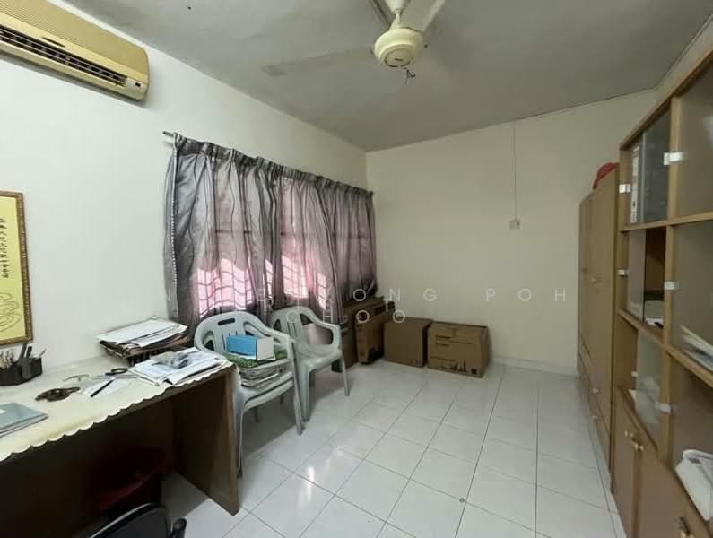 3-storey Terraced House for Sale in Taman Muda (Ampang) - Angie Wong Poh Choo - Study - PropertyGuru.com.my