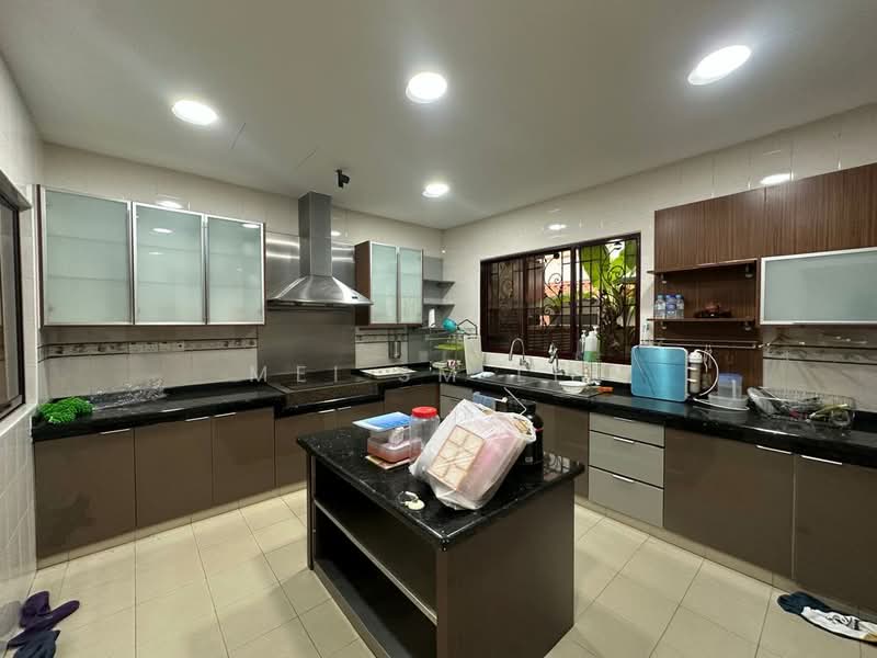 Taman Bukit Segar untuk Untuk Dijual - RM 2,900,000, Apr 2026 - Taman Bukit Segar, Cheras Kitchen - PropertyGuru.com.my