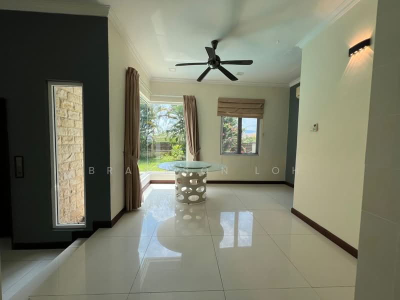 Rumah Berkembar untuk Dijual di Beverly Heights (Ampang) - Brackson Loh - Living Room - PropertyGuru.com.my