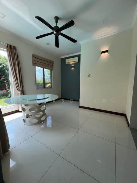 Rumah Berkembar untuk Dijual di Beverly Heights (Ampang) - Brackson Loh - Dining Room - PropertyGuru.com.my