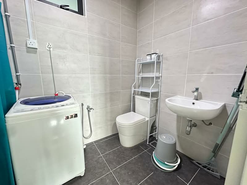 Service Residence for Rent at B11 Parkland Residence - Steve Loh - Bathroom - PropertyGuru.com.my