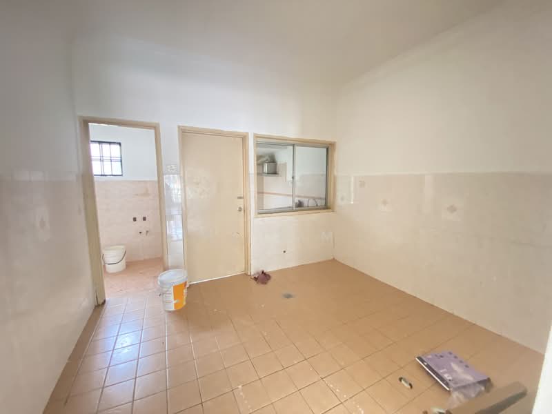 2-storey Terraced House for Sale in Bandar Bukit Puchong (Puchong) - Ms Sim - Kitchen - PropertyGuru.com.my