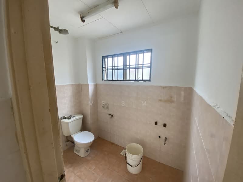 2-storey Terraced House for Sale in Bandar Bukit Puchong (Puchong) - Ms Sim - Bathroom - PropertyGuru.com.my