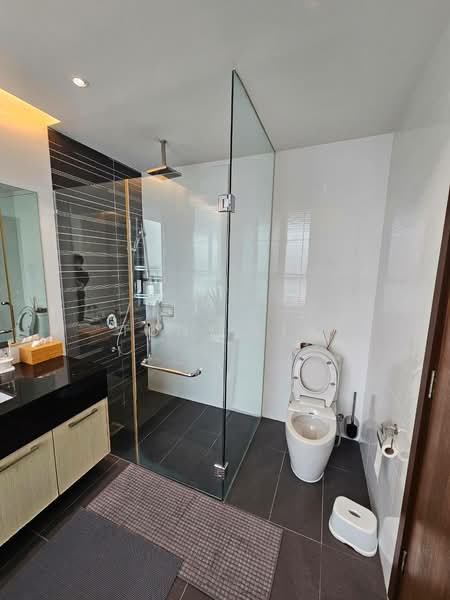 Rumah Berkembar untuk Disewa di Taman Ponderosa (Johor Bahru) - Tony Lim - Bathroom - PropertyGuru.com.my