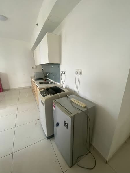 Service Residence for Sale at Avenue D'Vogue - Jimmy Kong - Kitchen - PropertyGuru.com.my