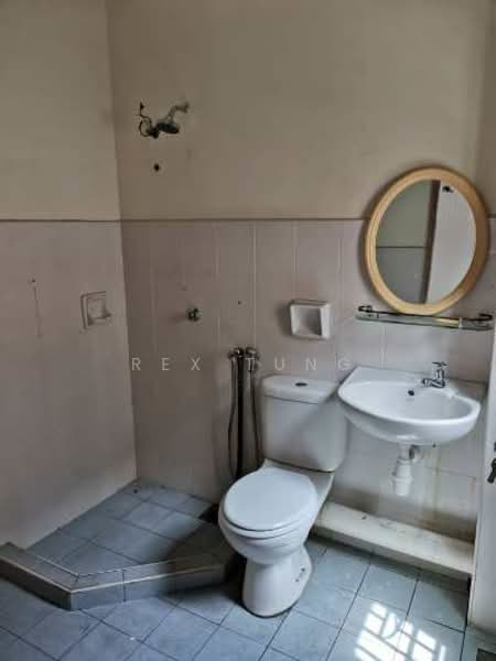 Rumah Berkembar untuk Disewa di Bayan Lepas (Penang) - Rex Tung - Bathroom - PropertyGuru.com.my