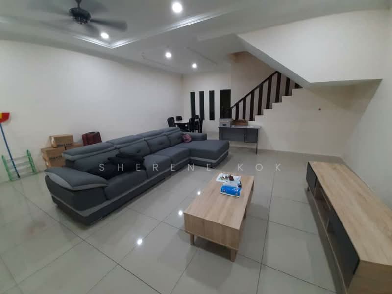 RLH0082 Double Storey Terrace Intermediate @ Merdang Gayam Samarahan untuk Untuk Dijual - RM 588,000, Apr 2026 - Living Room - PropertyGuru.com.my