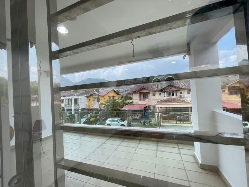 Renovated 20x90 Bandar Baru Selayang untuk Untuk Dijual - RM 890,000, Apr 2026 - Exterior - PropertyGuru.com.my