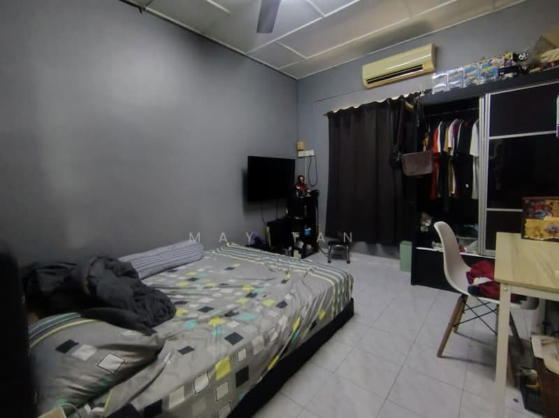 2-storey Terraced House for Sale in Kluang (Johor) - May Tan - Bedroom - PropertyGuru.com.my