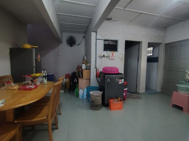 2-storey Terraced House for Sale in Kluang (Johor) - May Tan - Dining Room - PropertyGuru.com.my