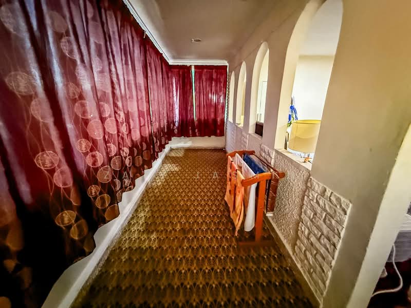 Bungalow for Sale in SS1 (Petaling Jaya) - Zaty Jasmin - Corridor - PropertyGuru.com.my