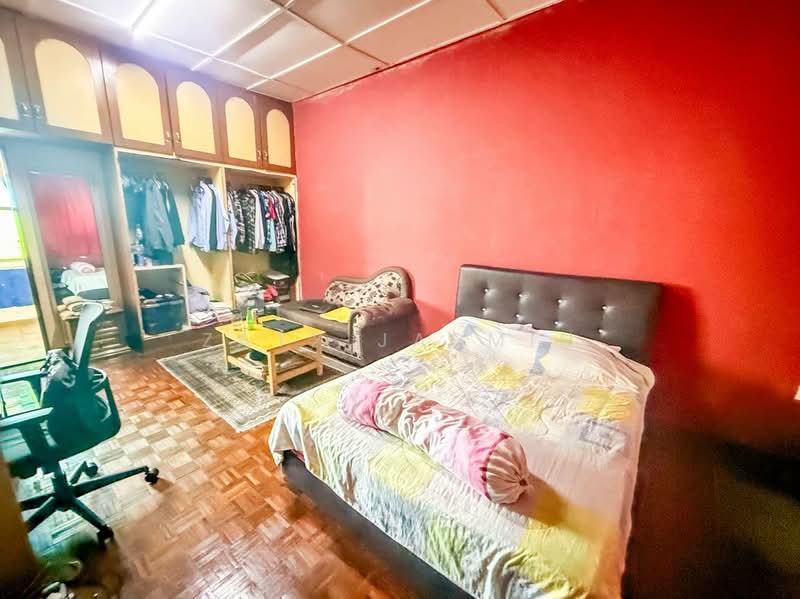 Bungalow for Sale in SS1 (Petaling Jaya) - Zaty Jasmin - Bedroom - PropertyGuru.com.my