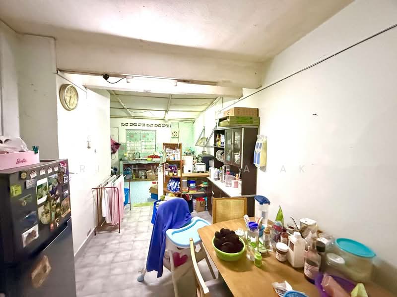 Rumah Teres 2 Tingkat untuk Dijual di Kampung Tasik Tambahan (Ampang) - Ridhwan Razak - Kitchen - PropertyGuru.com.my