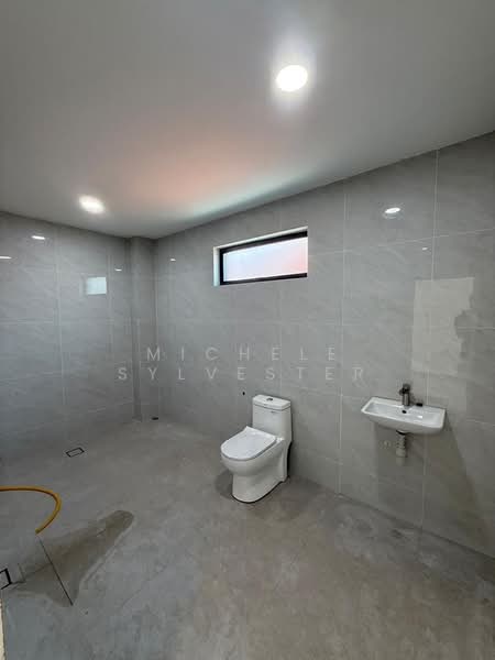 Rumah Banglo untuk Dijual di Taman Kebun Teh (Johor Bahru) - Michele Sylvester - Bathroom - PropertyGuru.com.my