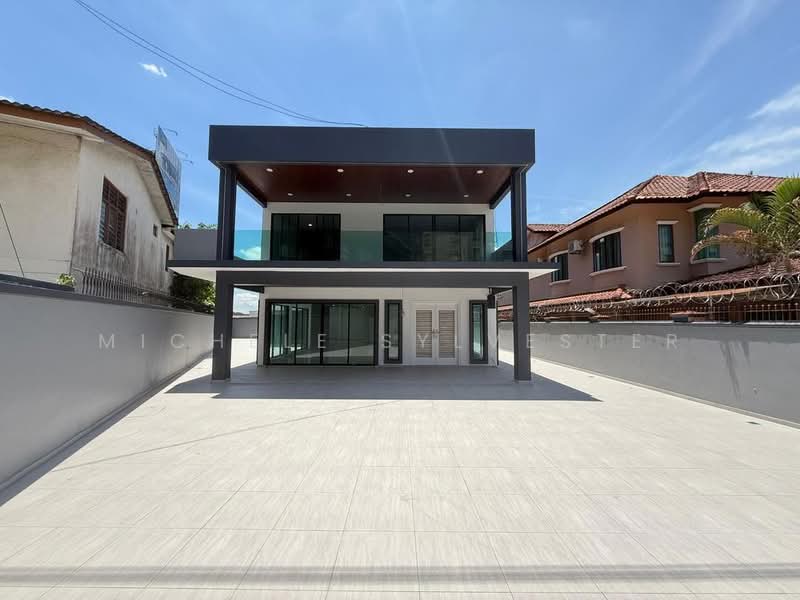 Rumah Banglo untuk Dijual di Taman Kebun Teh (Johor Bahru) - Michele Sylvester - Exterior - PropertyGuru.com.my