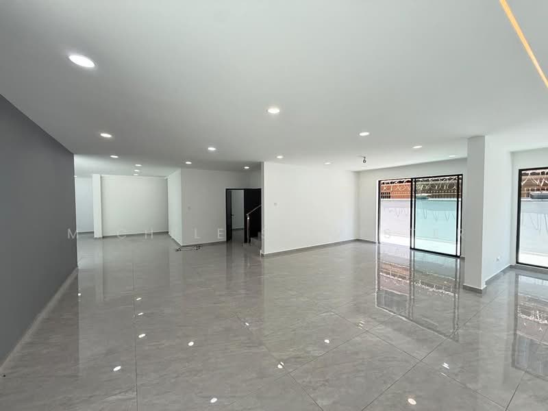 Rumah Banglo untuk Dijual di Taman Kebun Teh (Johor Bahru) - Michele Sylvester - Interior - PropertyGuru.com.my