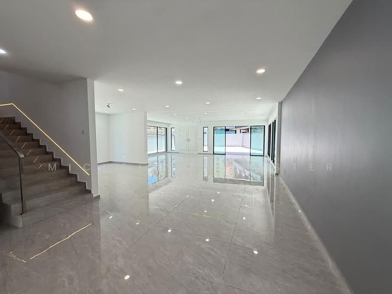 Rumah Banglo untuk Dijual di Taman Kebun Teh (Johor Bahru) - Michele Sylvester - Interior - PropertyGuru.com.my