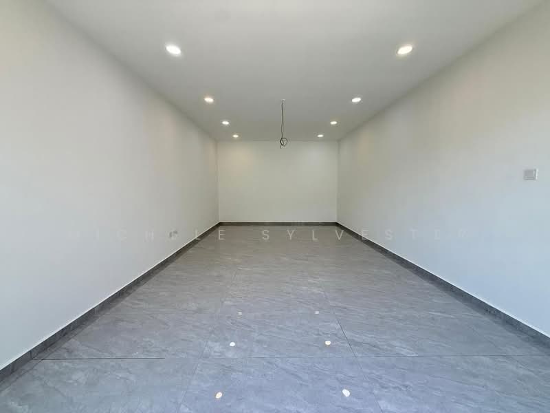 Rumah Banglo untuk Dijual di Taman Kebun Teh (Johor Bahru) - Michele Sylvester - Interior - PropertyGuru.com.my