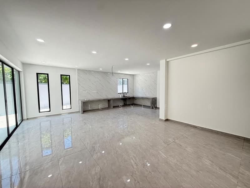 Rumah Banglo untuk Dijual di Taman Kebun Teh (Johor Bahru) - Michele Sylvester - Kitchen - PropertyGuru.com.my