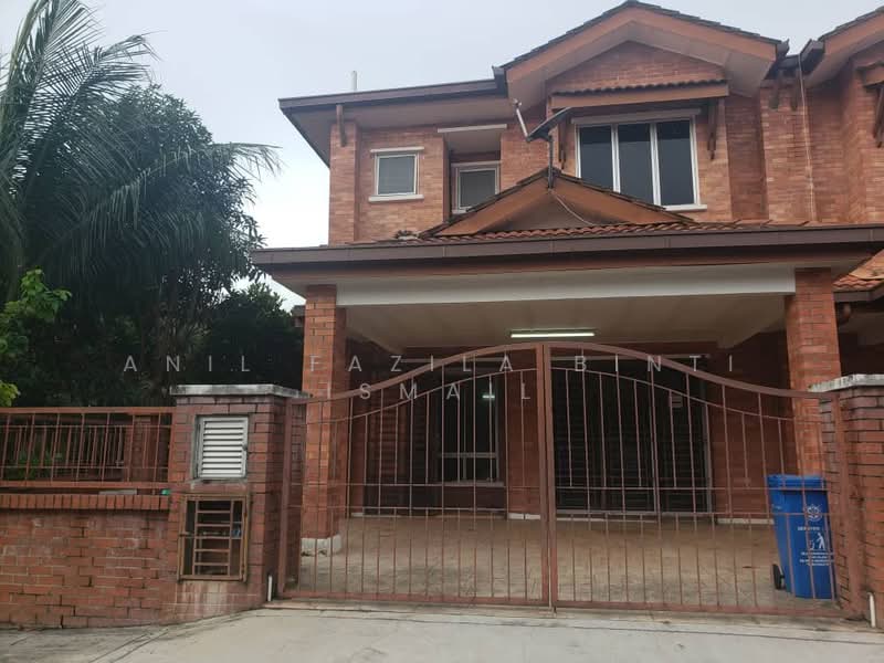 2-storey Terraced House for Sale in Alam Budiman (Shah Alam) - Anil Fazila Binti Ismail - Exterior - PropertyGuru.com.my