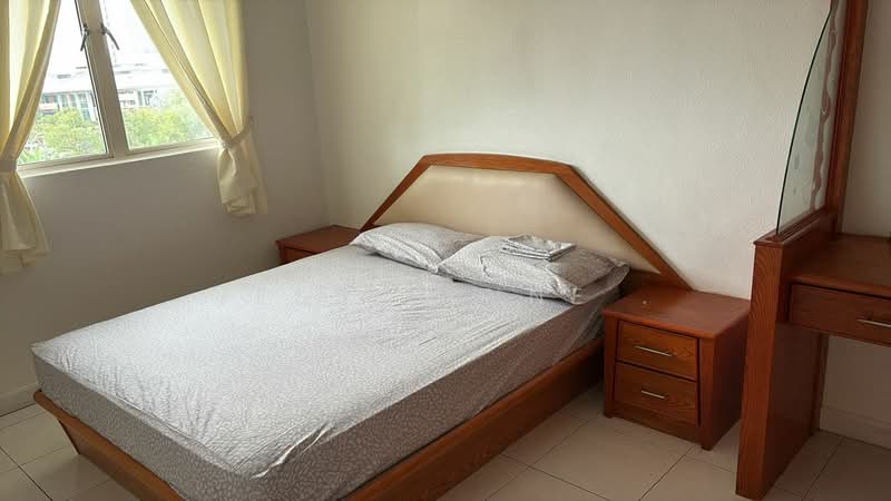 Condominium for Rent at Gold Coast Resort Condominium - Jessilynne . - Bedroom - PropertyGuru.com.my