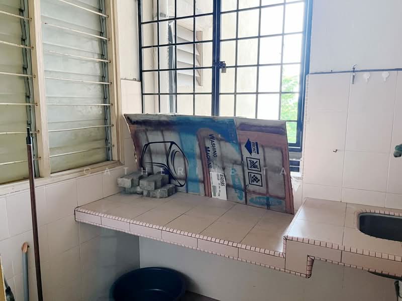 Apartment for Sale at Vista Lavender - Catherine Tan - Kitchen - PropertyGuru.com.my