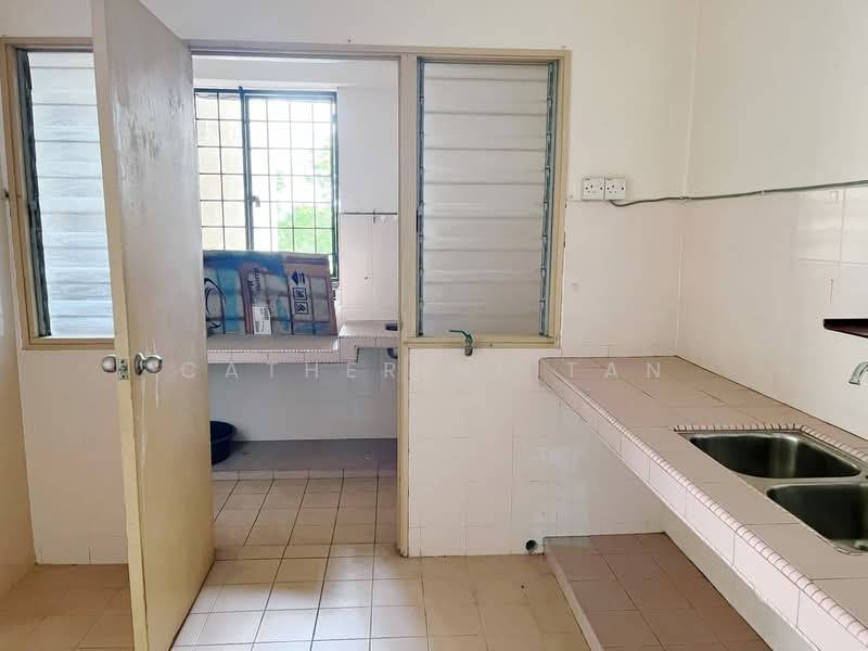 Apartment for Sale at Vista Lavender - Catherine Tan - Kitchen - PropertyGuru.com.my