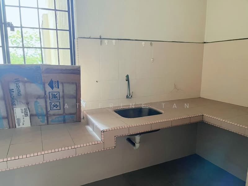 Apartment for Sale at Vista Lavender - Catherine Tan - Kitchen - PropertyGuru.com.my