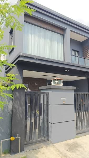 Cluster House for Sale in Taman Tropika (Kulai) - Ben Foo - Exterior - PropertyGuru.com.my