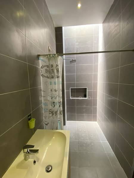 Cluster House for Sale in Taman Tropika (Kulai) - Ben Foo - Bathroom - PropertyGuru.com.my
