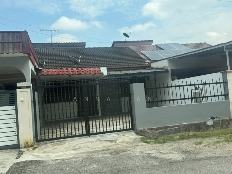 Rumah Teres 1 Tingkat untuk Disewa di Taman Klang Jaya (Klang) - Anna Tan - Exterior - PropertyGuru.com.my