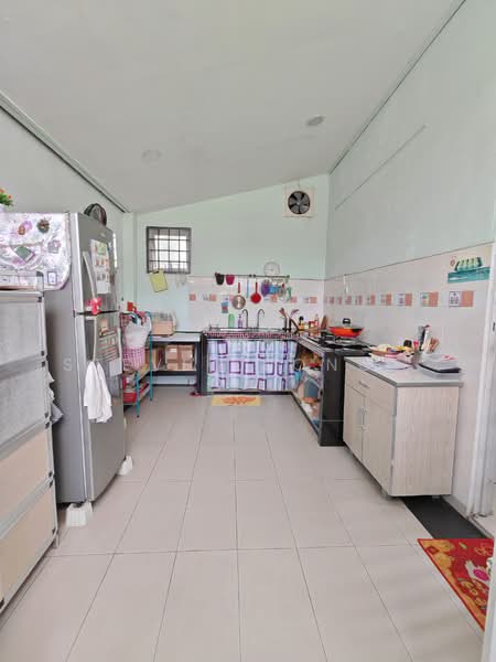 2-storey Terraced House for Sale in Setia Indah (Setia Alam) - Steve Leong . - Kitchen - PropertyGuru.com.my