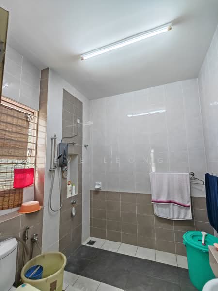 2-storey Terraced House for Sale in Setia Indah (Setia Alam) - Steve Leong . - Bathroom - PropertyGuru.com.my
