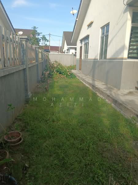 Semi-Detached House for Sale in Taman Bukit Rangin (Kuantan) - Mohammad Azizi - PropertyGuru.com.my