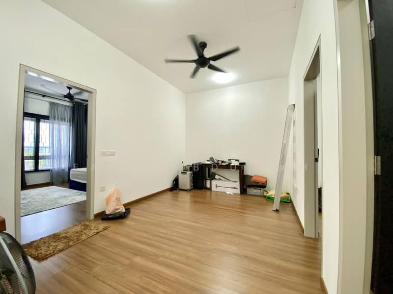 Rumah Teres untuk Dijual di Bandar Serenia (Dengkil) - Fauzi Abdullah - Bedroom - PropertyGuru.com.my