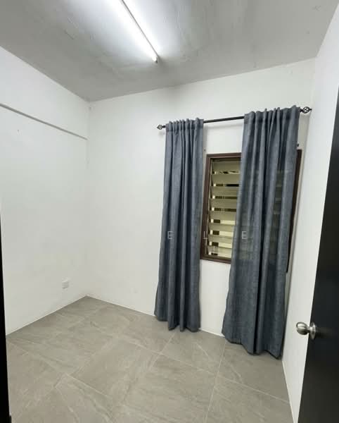 Pangsapuri untuk Dijual di Pangsapuri Putra Raya - Zayne Lee - Interior - PropertyGuru.com.my