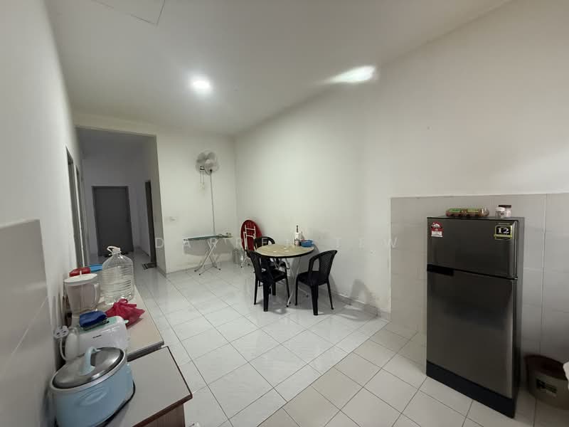 Terraced House for Sale in Bandar Indahpura (Kulai) - Darren Tew - Kitchen - PropertyGuru.com.my