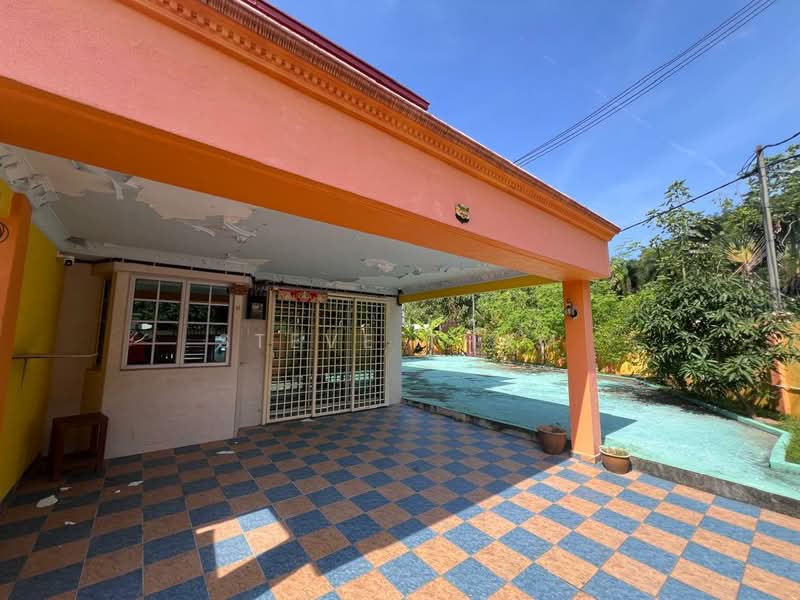 Taman Puncak Jalil - 2