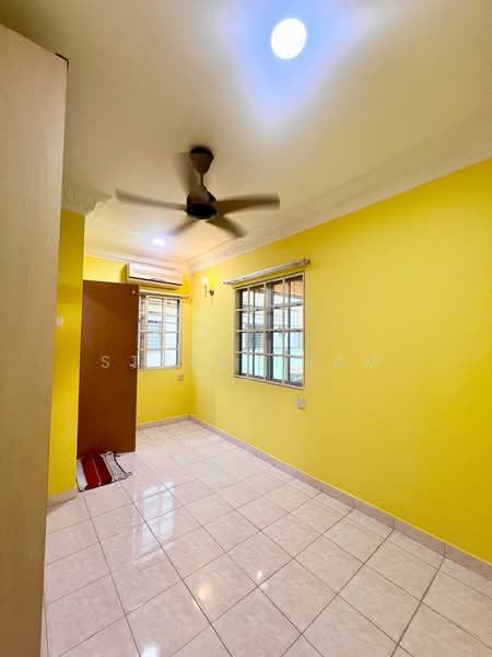 Rumah Teres 2 Tingkat untuk Dijual di Bandar Putra Permai (Seri Kembangan) - Steve Tham - Interior - PropertyGuru.com.my