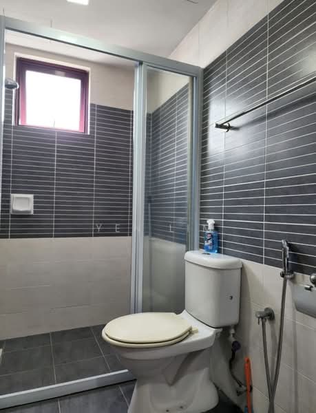 Kondominium untuk Dijual di Savanna Condominium - Yen Lim - Bathroom - PropertyGuru.com.my